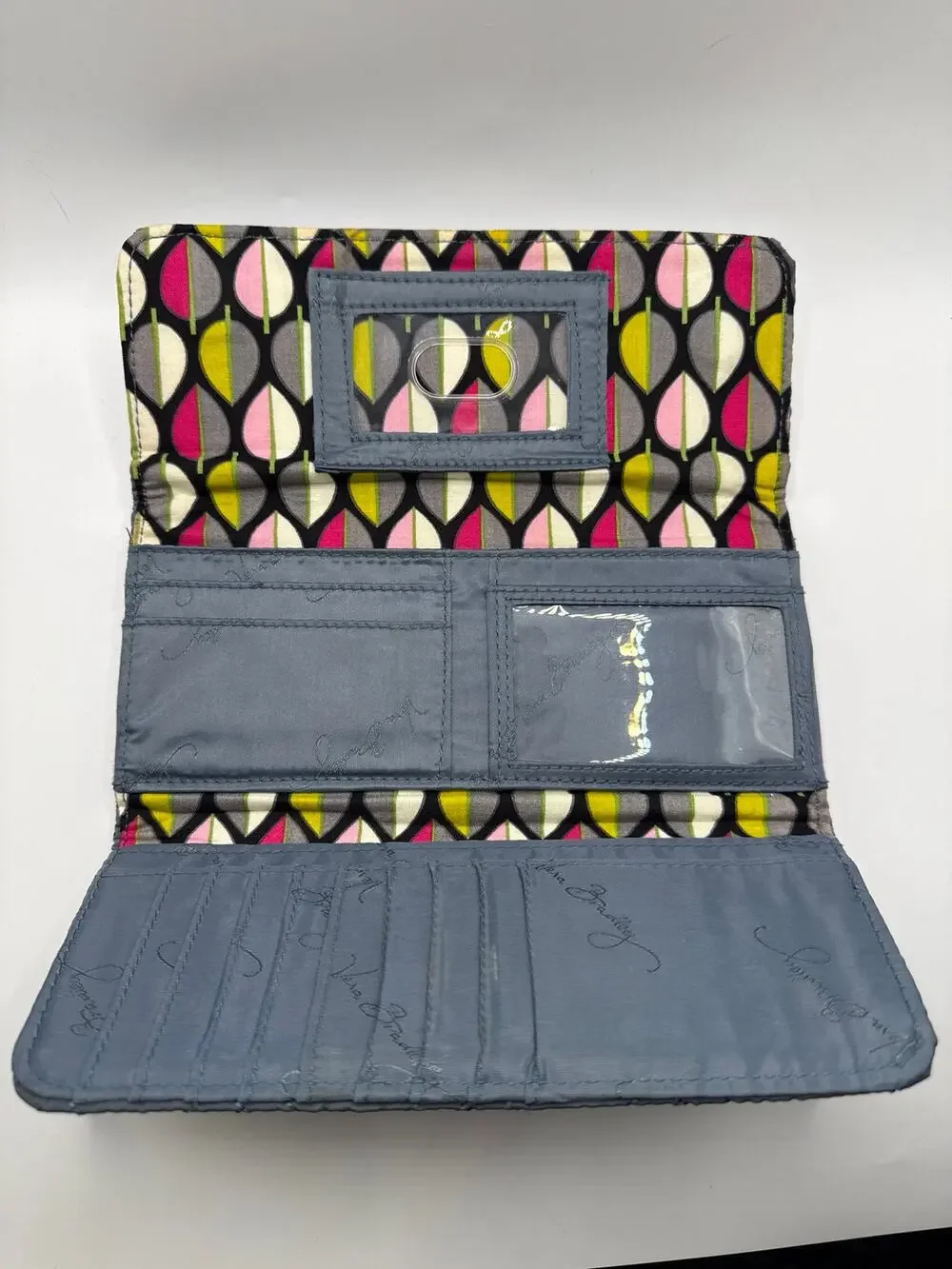 Vera Bradley Moon Drops Performance Twill Trifold Wallet Magnetic Closure